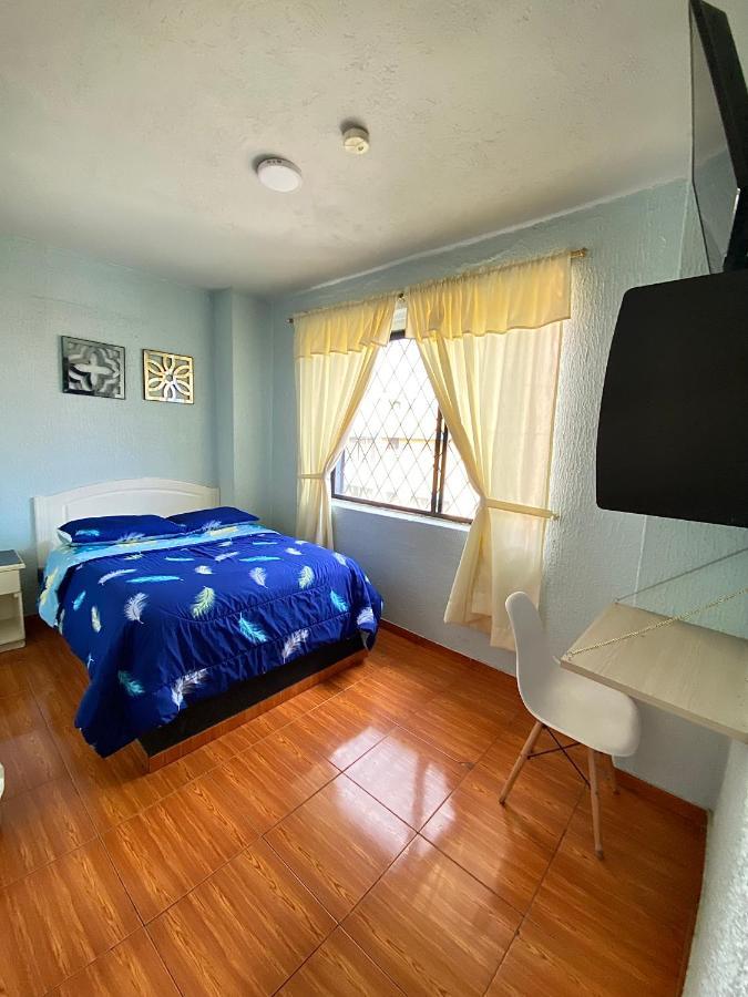 Hostal Brilliant Quito Bagian luar foto