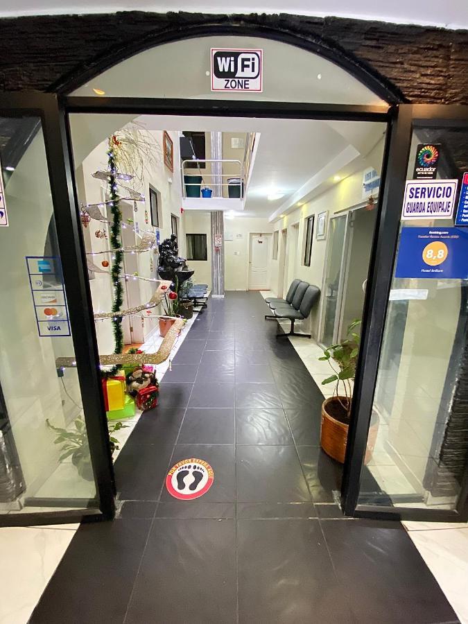 Hostal Brilliant Quito Bagian luar foto