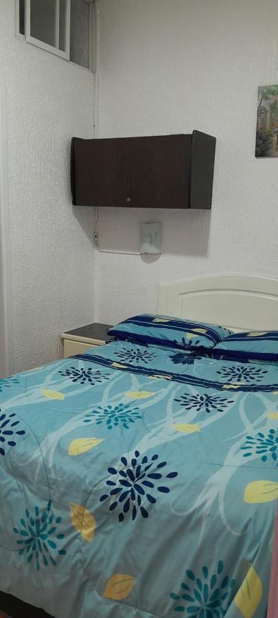 Hostal Brilliant Quito Bagian luar foto