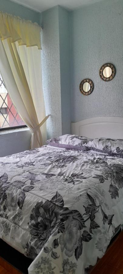 Hostal Brilliant Quito Bagian luar foto